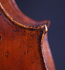 French upright bass corner